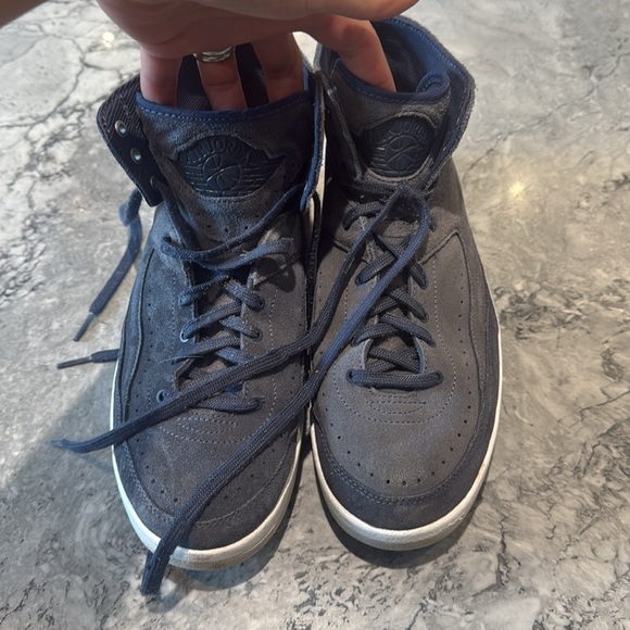 Men suade air Jordan Gray Nike Sneakers size US 9 European 42 1/2 - Picture 9 of 9